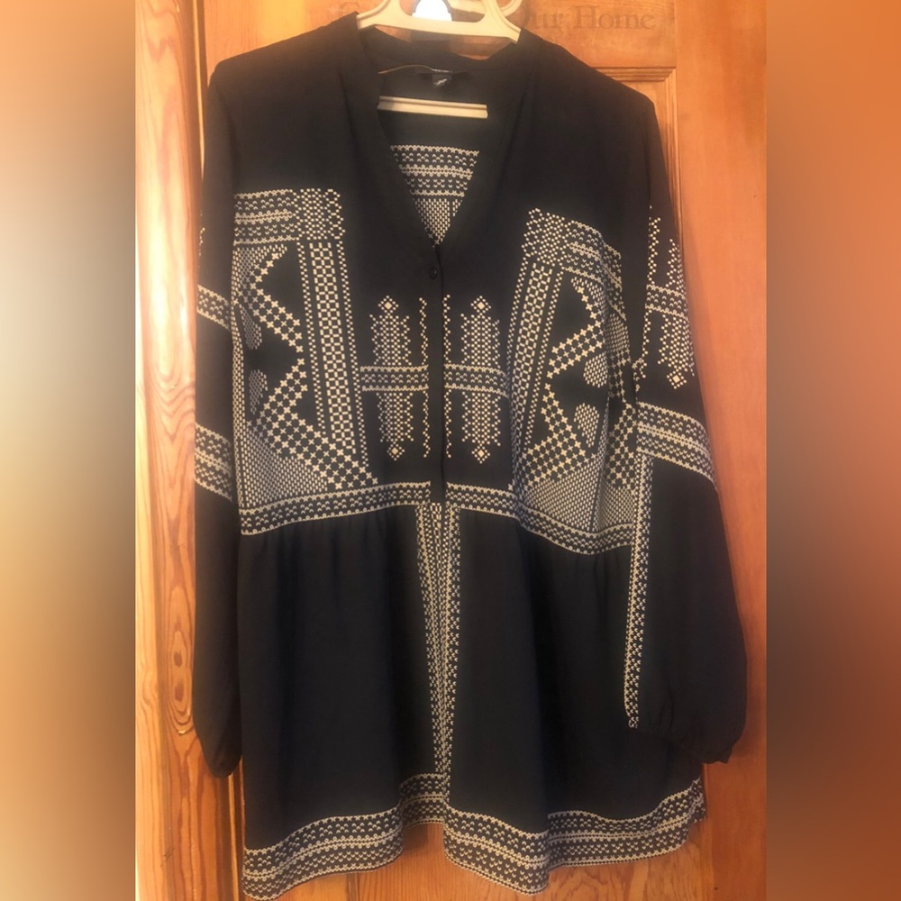 Black and White Patterned Blouse